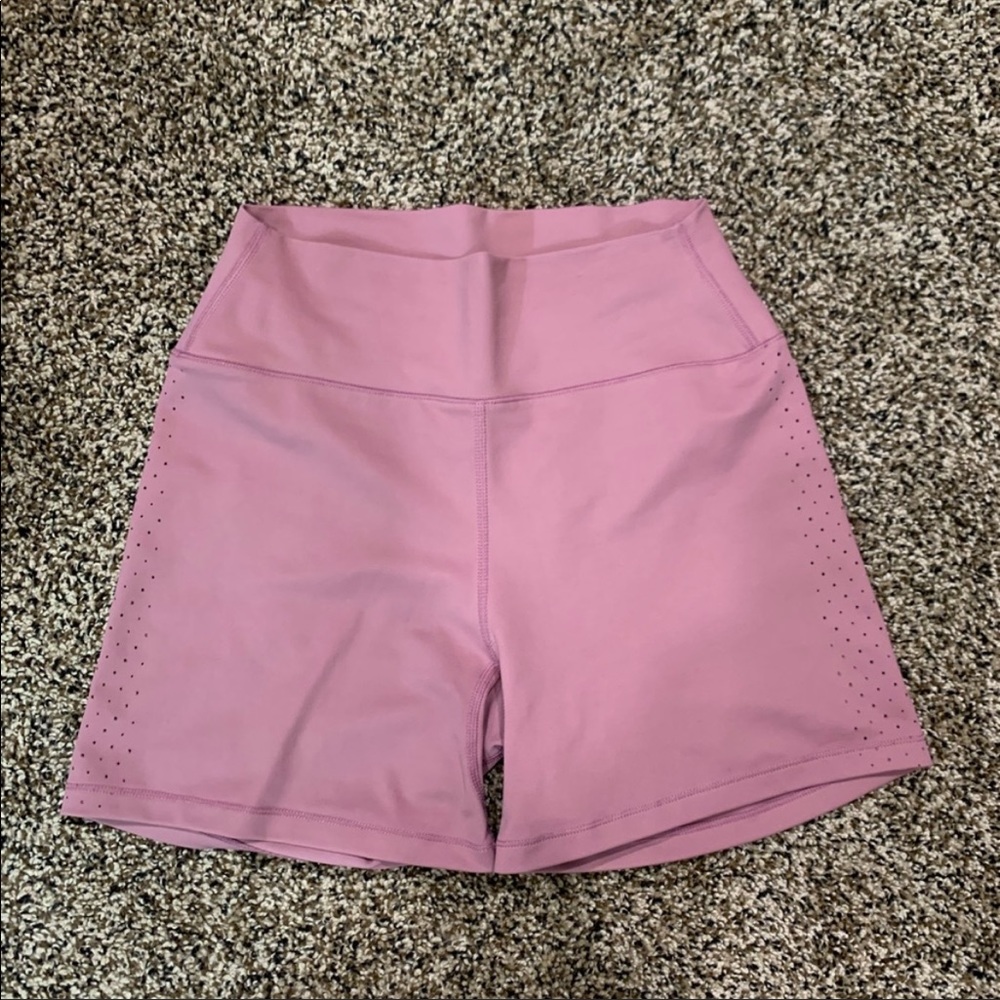 Buffbunny Allure shorts size Small